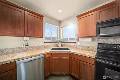 2312 Canyon Hills Drive, East Wenatchee, WA 98802 - Photo 11