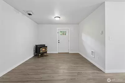 8471 Golden Valley Drive, Maple Falls, WA 98266 - Photo 7