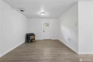 8471 Golden Valley Dr, Maple Falls, WA 98266 - Photo 7