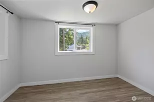 8471 Golden Valley Dr, Maple Falls, WA 98266 - Photo 17