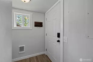 8471 Golden Valley Dr, Maple Falls, WA 98266 - Photo 21