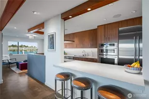 2501 Canterbury Ln E, Seattle, WA 98112 - Photo 9