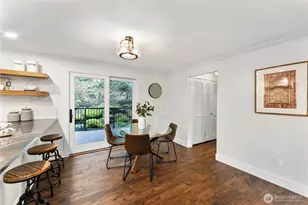 8205 NE Blakely Ct W, Bainbridge Island, WA 98110 - Photo 9