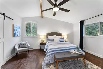 8205 NE Blakely Court W, Bainbridge Island, WA 98110 - Photo 19