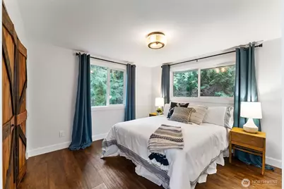 8205 NE Blakely Court W, Bainbridge Island, WA 98110 - Photo 21