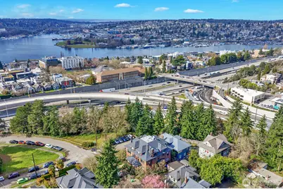 904 E Miller Street #2, Seattle, WA 98102 - Photo 17