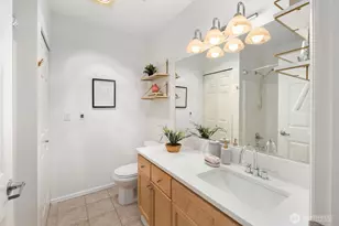 7116 Greenwood Ave N, Seattle, WA 98103 - Photo 13