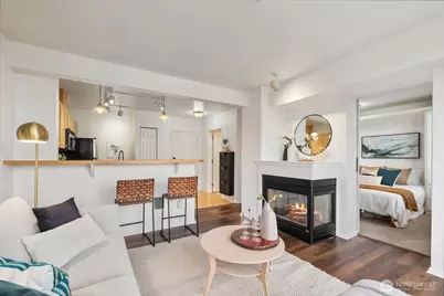 7116 Greenwood Avenue N #305, Seattle, WA 98103 - Photo 11