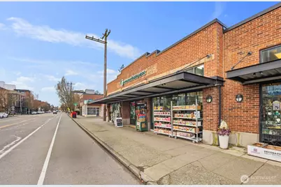 7116 Greenwood Avenue N #305, Seattle, WA 98103 - Photo 25