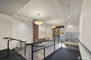 7116 Greenwood Ave N, Seattle, WA 98103 - Photo 3