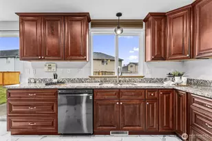 8814 Rosario Ct SE, Olympia, WA 98513 - Photo 9