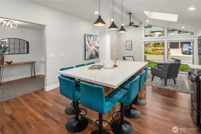 2105 135th Place SE, Bellevue, WA 98005 - Photo 9