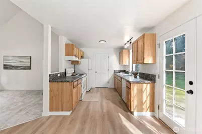 13611 124th Avenue Ct E, Puyallup, WA 98374 - Photo 17