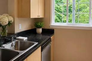 10605 SE 261st Pl, Kent, WA 98030 - Photo 7