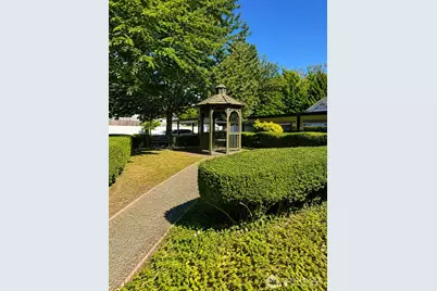 10605 SE 261st Place #D302, Kent, WA 98030 - Photo 25