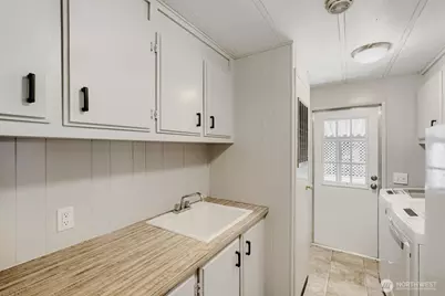 3611 I Street NE #16, Auburn, WA 98002 - Photo 23