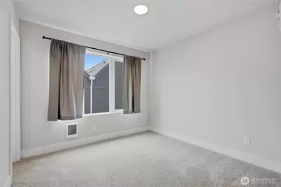 13333 Greenwood Avenue N #A, Seattle, WA 98133 - Photo 23