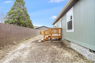 3344 Pine Street, Longview, WA 98632 - Photo 21