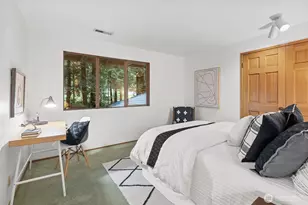 13619 NE 28th St, Bellevue, WA 98005 - Photo 27