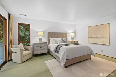 13619 NE 28th St, Bellevue, WA 98005 - Photo 25