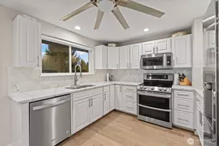 3415 N Garden Ave, Renton, WA 98056 - Photo 13