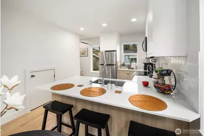 2211 17th Avenue S, Seattle, WA 98144 - Photo 11