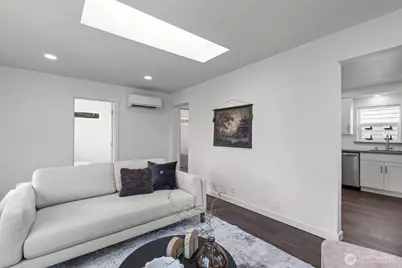 940 N 89th Street, Seattle, WA 98103 - Photo 5