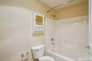 12034 15th Ave NE, Seattle, WA 98125 - Photo 15