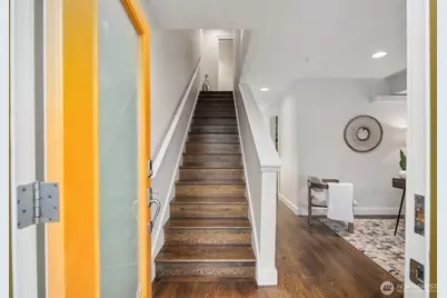 202 24th Avenue E #6, Seattle, WA 98112 - Photo 3