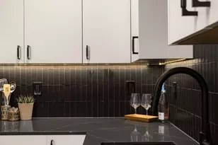 113 24th Ave E, Seattle, WA 98112 - Photo 9