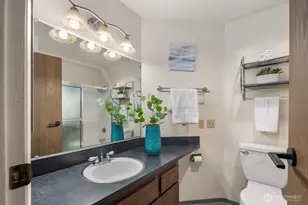 13741 15th Ave NE, Seattle, WA 98125 - Photo 23