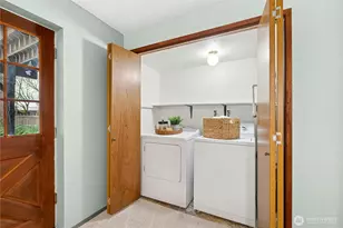 15831 SE 47th St, Bellevue, WA 98006 - Photo 23