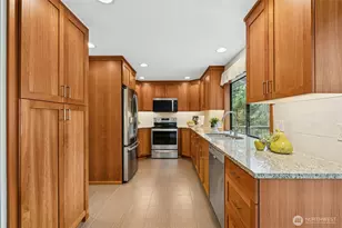 15831 SE 47th St, Bellevue, WA 98006 - Photo 9