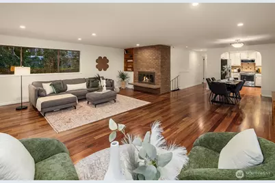 7407 180th Street SW, Edmonds, WA 98026 - Photo 3