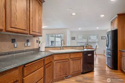 270 Rainbow Way, Kelso, WA 98626 - Photo 7