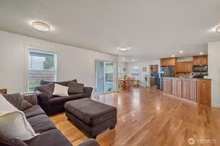 270 Rainbow Way, Kelso, WA 98626 - Photo 3