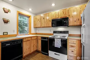 180 Chamonix Pl, Snoqualmie Pass, WA 98068 - Photo 9