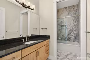 2402 Highland Dr, Anacortes, WA 98221 - Photo 33