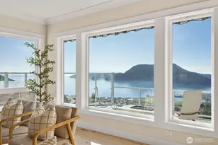 2402 Highland Dr, Anacortes, WA 98221 - Photo 1