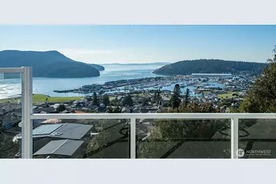 2402 Highland Drive, Anacortes, WA 98221 - Photo 11