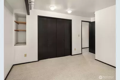 22223 NE 82nd Place, Redmond, WA 98053 - Photo 29
