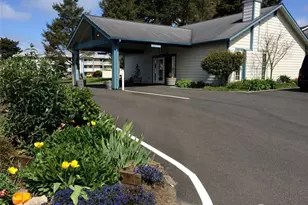 210 26th Street NW, Long Beach, WA 98631 - Photo 1