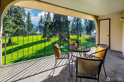 16929 Inglewood Road NE #C305, Kenmore, WA 98028 - Photo 9