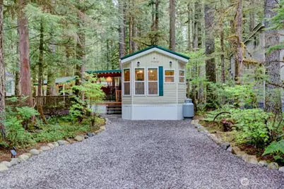 300 Schinn Canyon Drive, Deming, WA 98244 - Photo 1