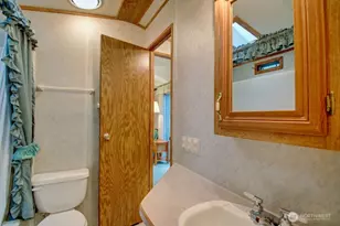 300 Schinn Canyon Dr, Deming, WA 98244 - Photo 15
