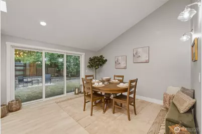 2823 182nd Avenue NE, Redmond, WA 98052 - Photo 15