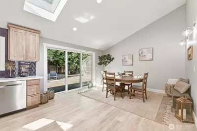 2823 182nd Avenue NE, Redmond, WA 98052 - Photo 17