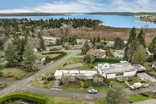 9808 NE 33rd St, Bellevue, WA 98004 - Photo 1