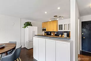 632 13th Ave E, Seattle, WA 98102 - Photo 15