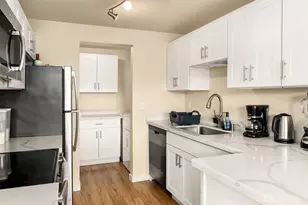 1433 NW 64th St, Seattle, WA 98107 - Photo 7